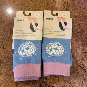 Pact Dancing Queen Premium Crew Socks Two Pair NWT! Retail: $24